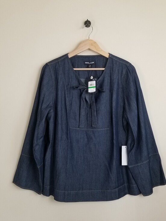 Nautica Tops - Nautica Chambray Top Large NWT